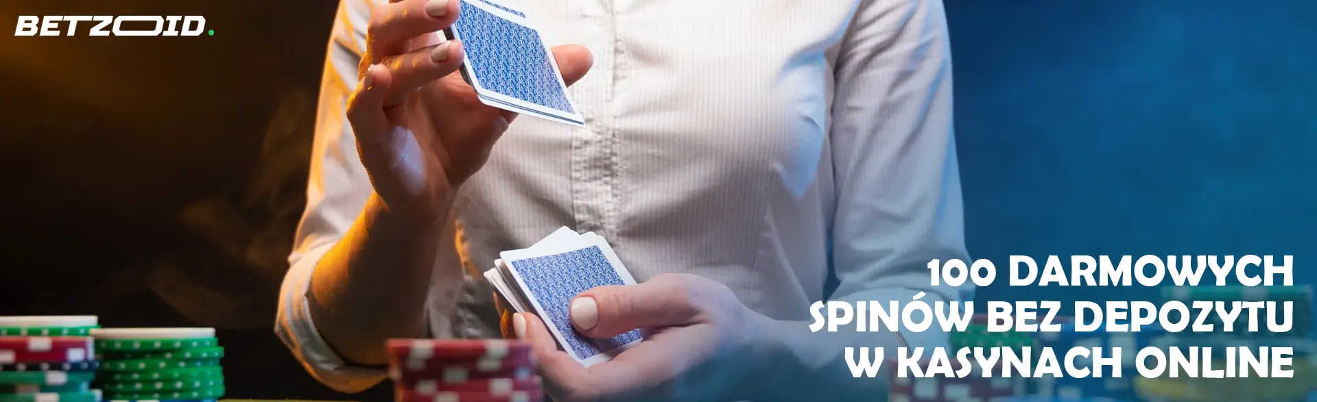 Gracz tasuje karty obok żetonów kasyna.