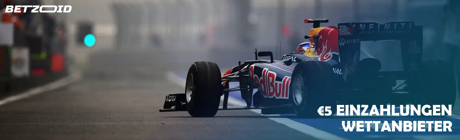 Formel-1-Auto auf der Strecke.