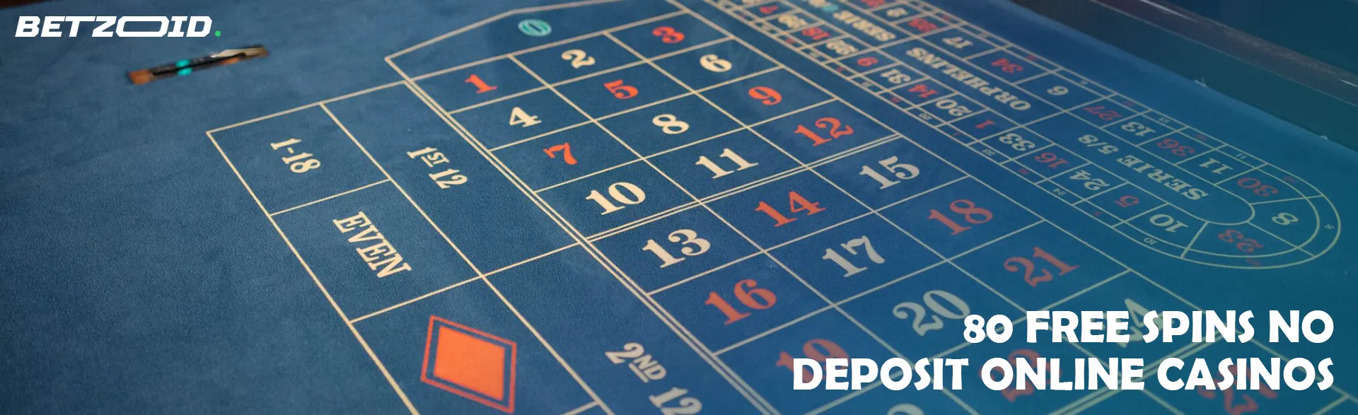 Empty roulette table.