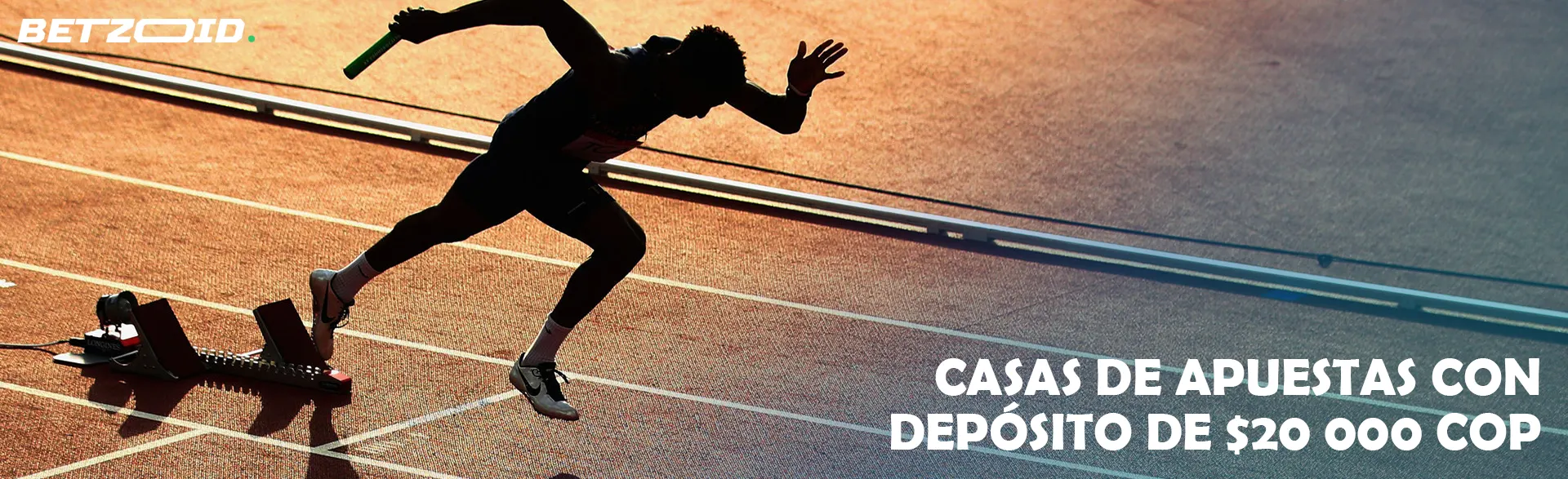 Un corredor comienza durante una carrera.