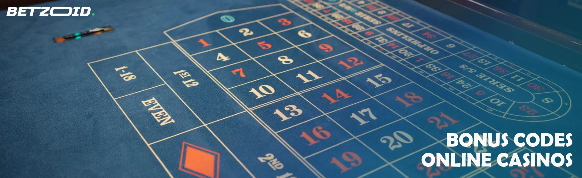 Empty roulette table.