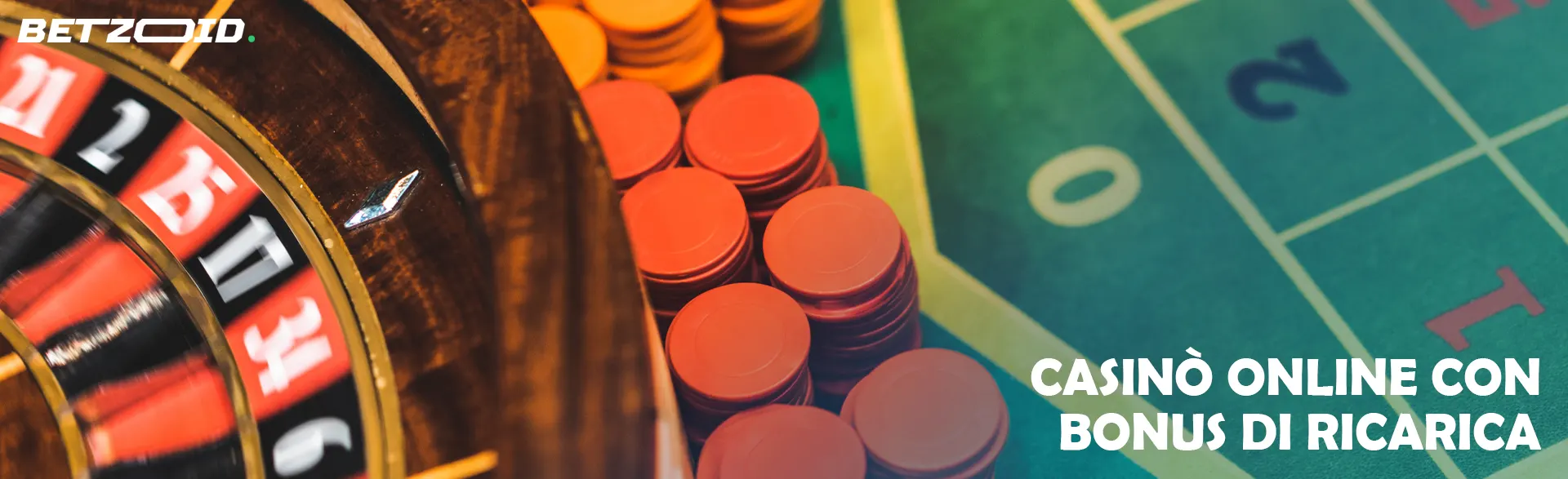 Roulette e fiches sul tavolo da gioco del casinò.