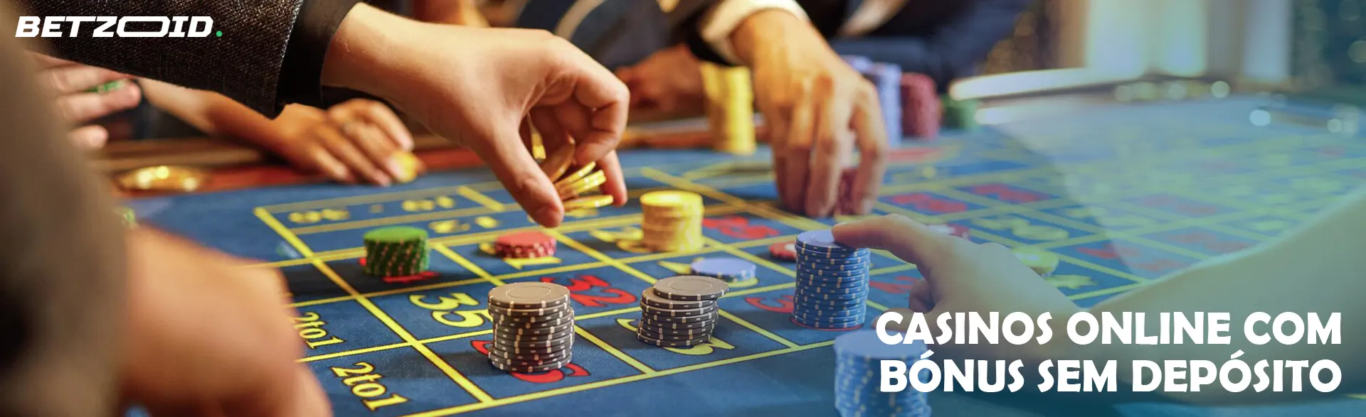 Os jogadores fazem apostas na mesa do casino.