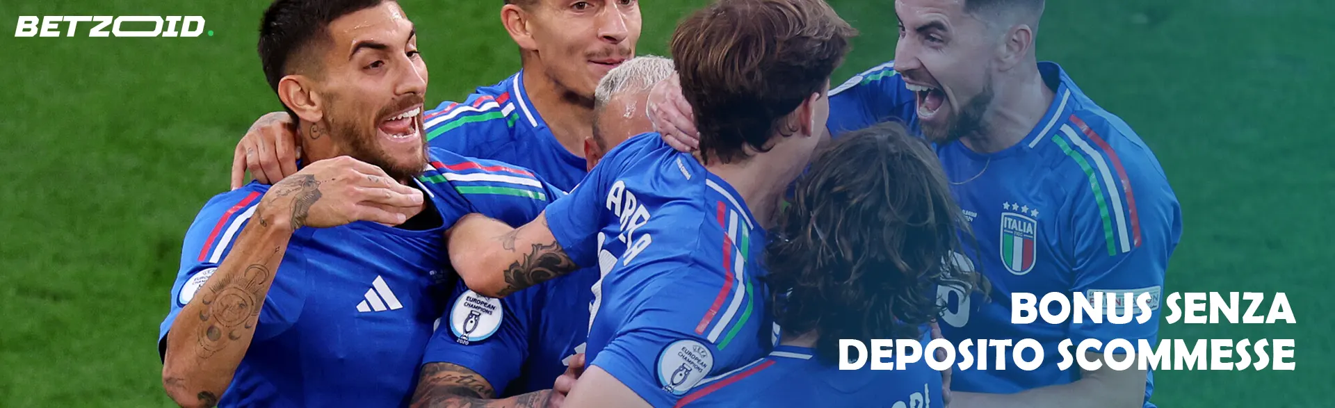 Calciatori italiani che festeggiano.