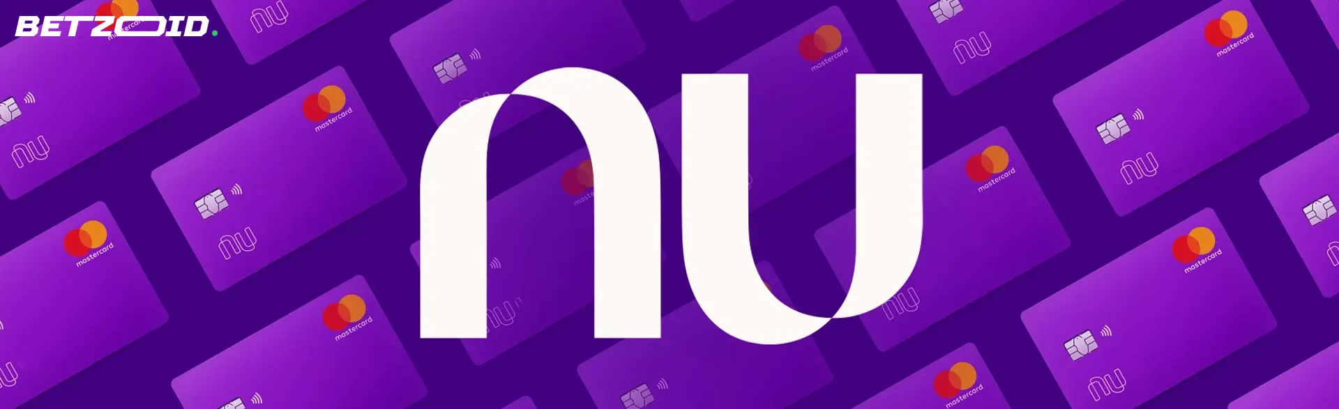 Cartões roxos com logo do Nubank.