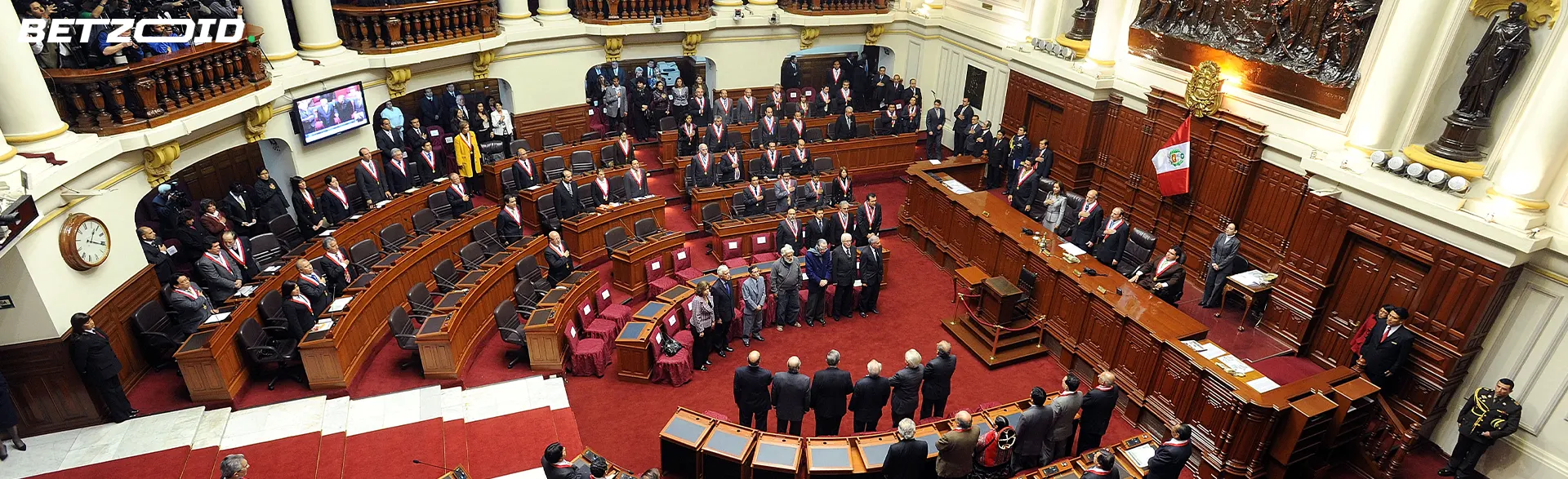 Reunión de políticos en el Congreso peruano.