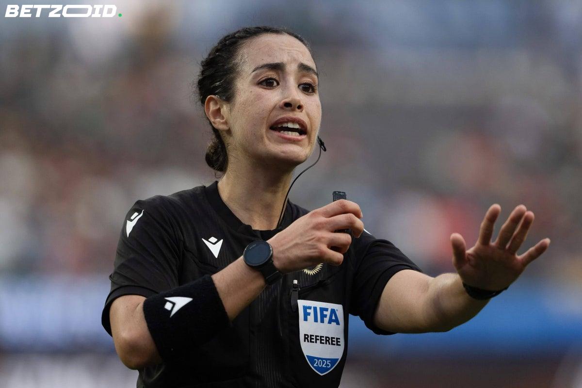 FIFA Stands with Mexican Referee Katia García After Horrific Death Threats.