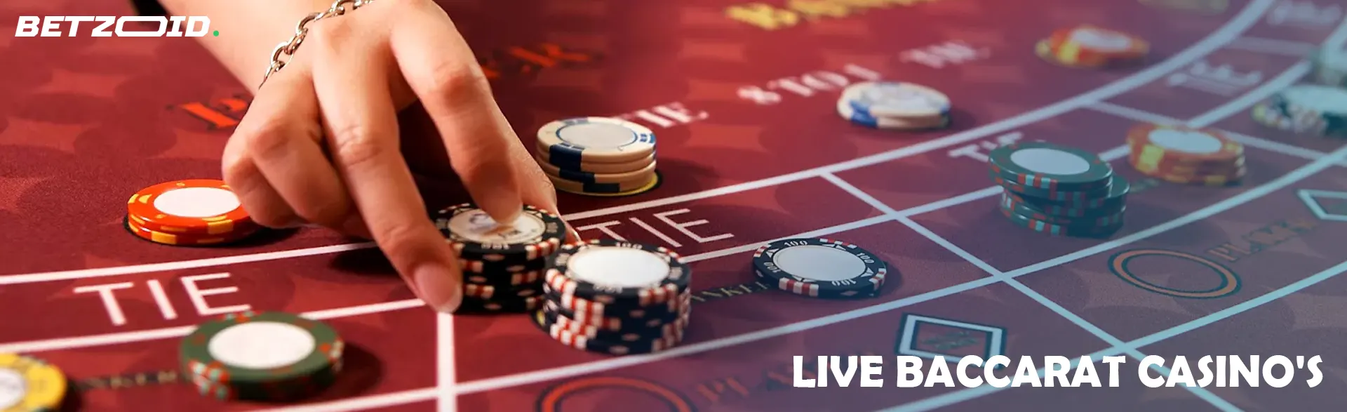 Een speler plaatst fiches op de casinotafel.