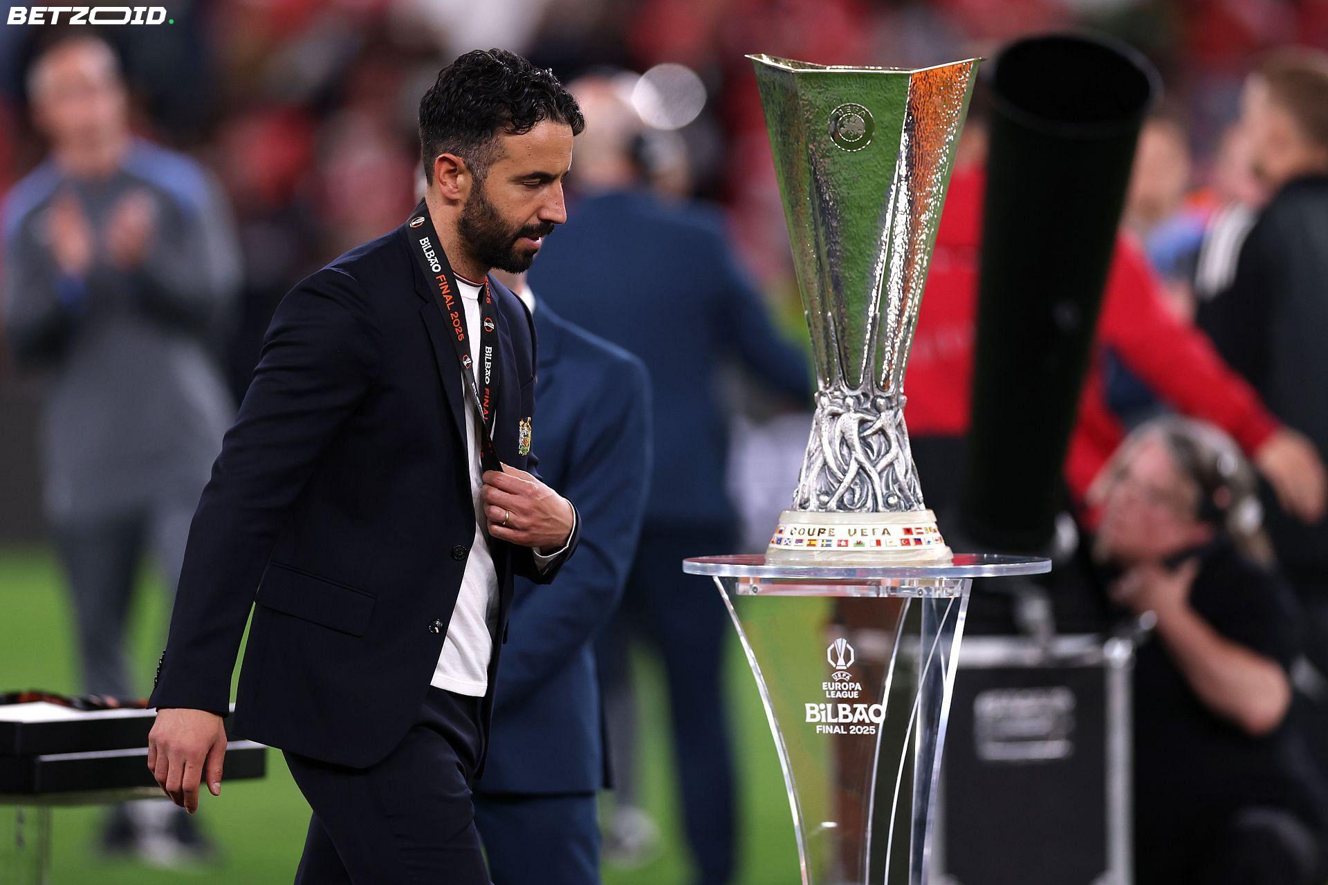 Man United Eye Bargain £9m Move for Leicester's Wilfred Ndidi.