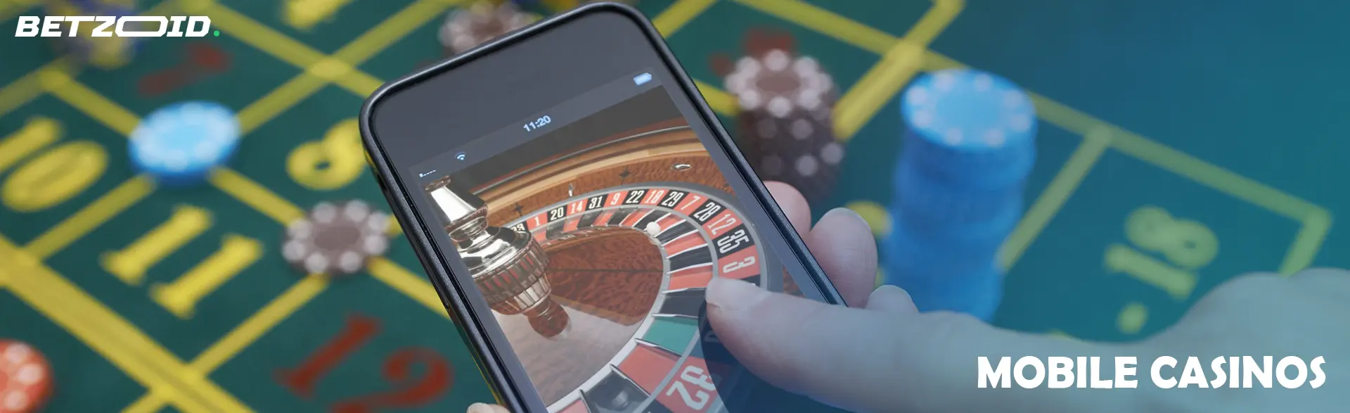 Online-Roulette auf dem Smartphone in den Händen des Spielers.