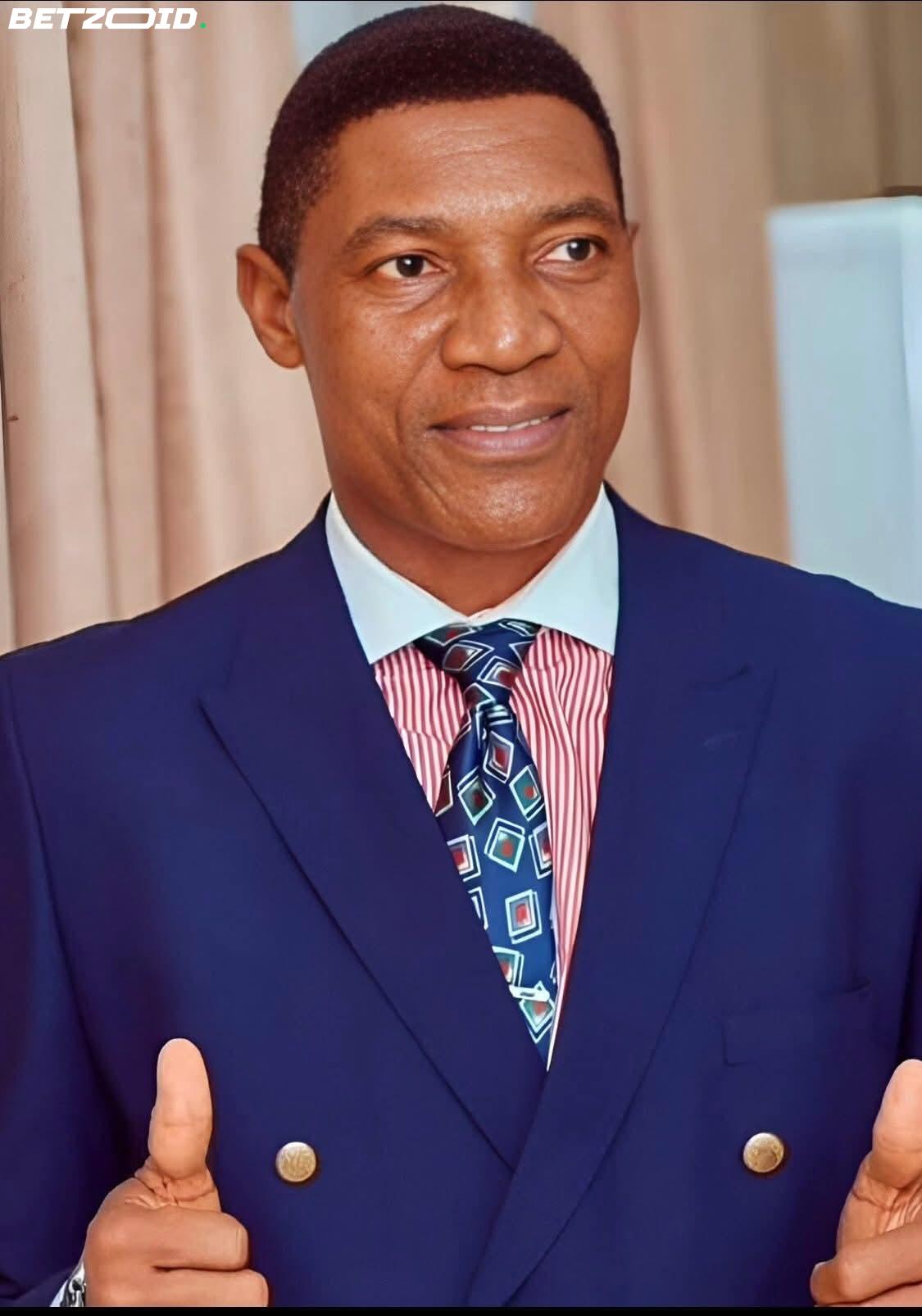 Nigerian Football Icon Peter Rufai 'Dodo Mayana' Dies at 61.