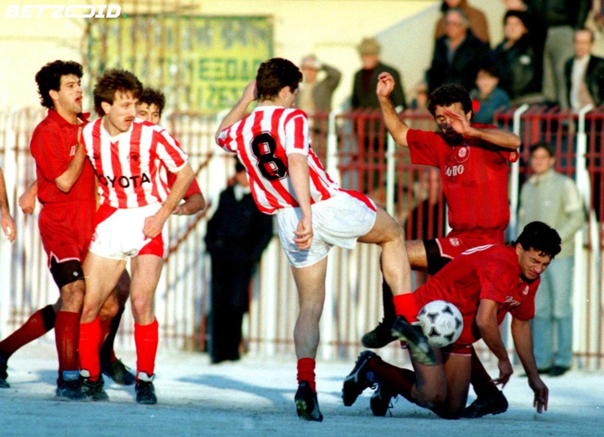 Olympiacos FC's Dark Era: The Dramatic 'Barren Years' That Almost Destroyed a Giant.
