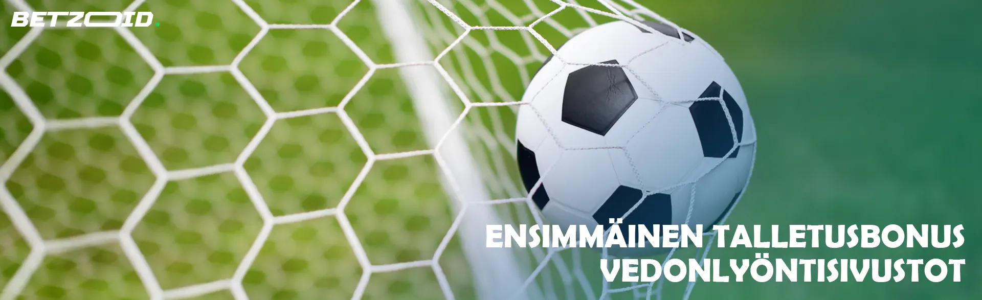 Jalkapallo meni maaliin.