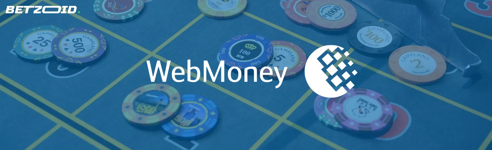 カジノテーブル上のチップの背景にウェブマネーのロゴ。